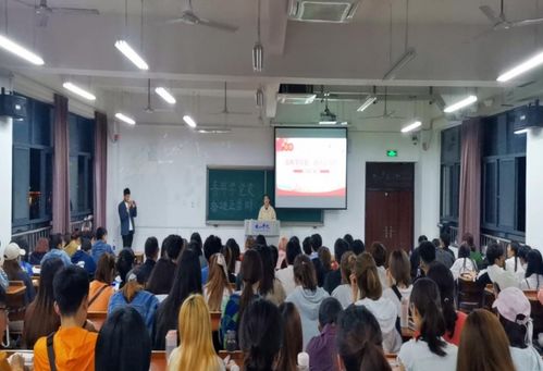 藝術(shù)學(xué)院成功舉辦“青年學(xué)黨史 奮進(jìn)正當(dāng)時(shí)”系列活動(dòng) 知識(shí)競(jìng)賽與文化藝術(shù)交流共促青年成長(zhǎng)