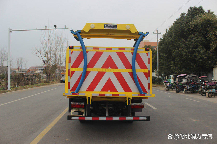 《道路機(jī)動(dòng)車(chē)輛生產(chǎn)企業(yè)及產(chǎn)品公告》第369批新產(chǎn)品公示 純電動(dòng)垃圾車(chē)引領(lǐng)綠色環(huán)衛(wèi)新趨勢(shì)